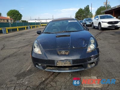Piąte zdjęcie samochodu w środku: 2000 TOYOTA CELICA GT-S VIN:JTDDY32T7Y0014573 - miniatura