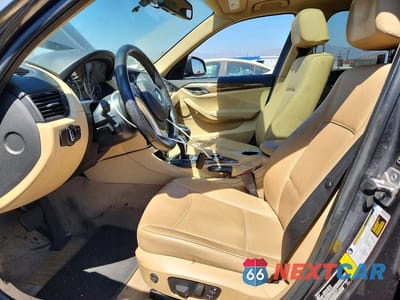Zdjęcie 7 z 13 samochodu: 2014 BMW X1 SDRIVE28I VIN:WBAVM1C5XEVW50517 - miniatura