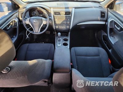 Zdjęcie 8 z 13 samochodu: 2014 NISSAN ALTIMA 2.5 S VIN:1N4AL3AP1EN216805 - miniatura