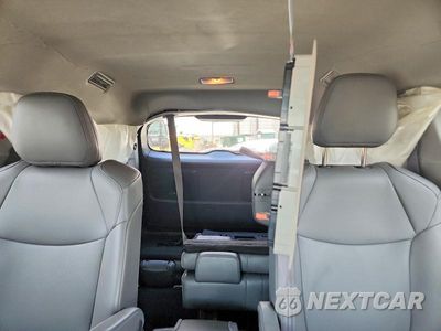 Zdjęcie 10 z 13 samochodu: 2022 TOYOTA SIENNA XLE VIN:5TDYRKEC8NS088100 - miniatura