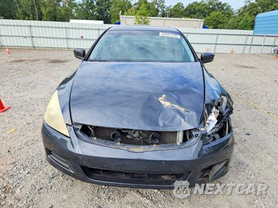 Piąte zdjęcie samochodu w środku: 2006 HONDA ACCORD EX VIN:1HGCM66556A050419 - miniatura