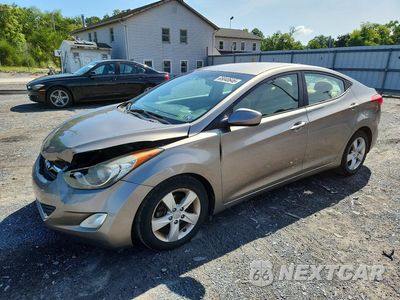 2013 HYUNDAI ELANTRA GLS 5NPDH4AE8DH323135 - główne zdjęcie licytacji z USA - miniatura