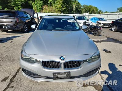 Piąte zdjęcie samochodu w środku: 2016 BMW 320 XI VIN:WBA8A3C55GK689344 - miniatura