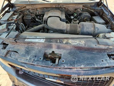 Zdjęcie 12 z 13 samochodu: 2001 FORD EXPEDITION XLT VIN:1FMRU16W81LA64666 - miniatura