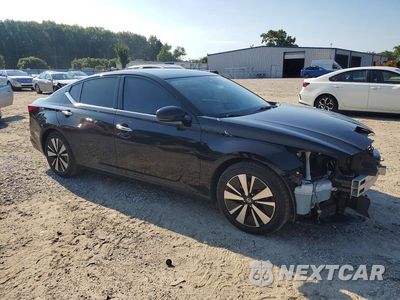 Czwarte zdjęcie samochodu z boku: 2019 NISSAN ALTIMA SV VIN:1N4BL4DV9KC147101 - miniatura