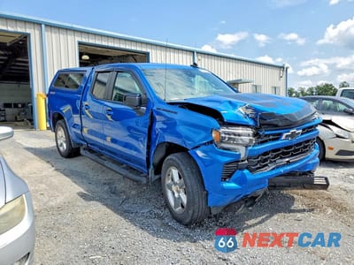 Czwarte zdjęcie samochodu z boku: 2023 CHEVROLET SILVERADO K1500 RST VIN:1GCRDEED8PZ255294 - miniatura
