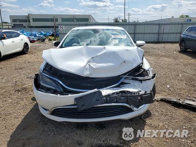 Piąte zdjęcie samochodu w środku: 2015 CHRYSLER 200 LIMITED VIN:1C3CCCAB4FN605595 - miniatura