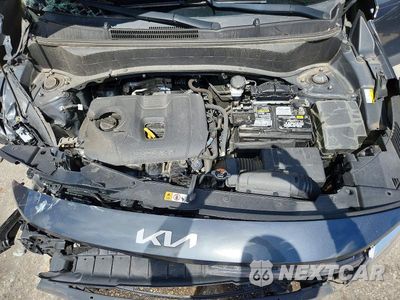 Zdjęcie 12 z 13 samochodu: 2023 KIA SELTOS S VIN:KNDEU2AA3P7398609 - miniatura