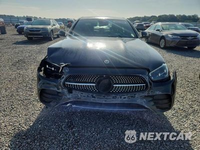 Piąte zdjęcie samochodu w środku: 2022 MERCEDES-BENZ E 350 VIN:W1KZF8DB3NB018896 - miniatura