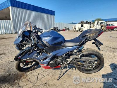 Trzecie zdjęcie samochodu z tyłu: 2026 KAWASAKI EX500 A VIN:ML5EXGJ18TDAB5398 - miniatura