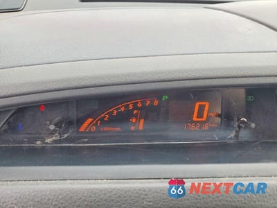 Zdjęcie 9 z 12 samochodu: 2003 SUZUKI AERIO SX VIN:JS2RD41H735202404 - miniatura