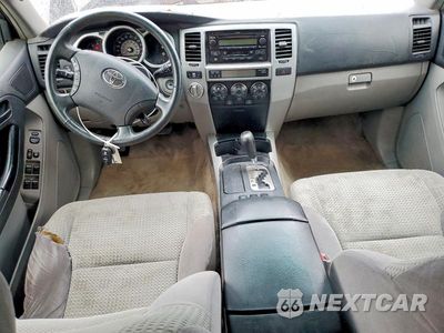Zdjęcie 8 z 13 samochodu: 2005 TOYOTA 4RUNNER SR5 VIN:JTEBT14RX58027189 - miniatura