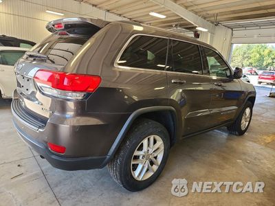 Trzecie zdjęcie samochodu z tyłu: 2018 JEEP GRAND CHEROKEE LAREDO VIN:1C4RJFAG3JC350371 - miniatura