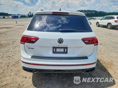 Zdjęcie 6 z 13 samochodu: 2024 VOLKSWAGEN TIGUAN SE R-LINE BLACK VIN:3VVCB7AX4RM072374 - miniatura