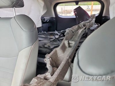 Zdjęcie 10 z 14 samochodu: 2019 TOYOTA RAV4 LIMITED VIN:JTMN1RFV8KD007381 - miniatura