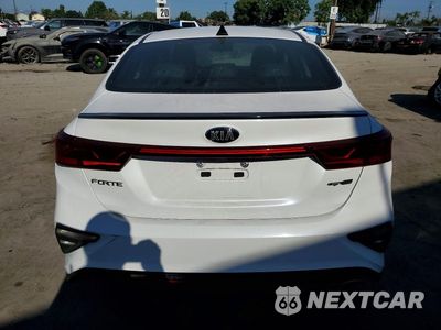 Zdjęcie 6 z 13 samochodu: 2021 KIA FORTE GT LINE VIN:3KPF34AD0ME285130 - miniatura