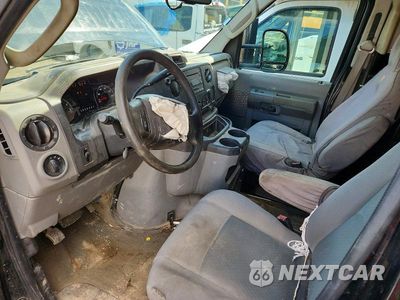 Zdjęcie 8 z 13 samochodu: 2016 FORD ECONOLINE E450 SUPER DUTY CUTAWAY VAN VIN:1FDXE4FS3GDC33689 - miniatura