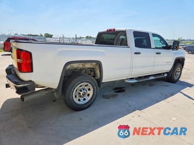 Trzecie zdjęcie samochodu z tyłu: 2015 GMC SIERRA K3500 VIN:1GT421C88FF642183 - miniatura