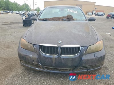 Piąte zdjęcie samochodu w środku: 2007 BMW 328 XI VIN:WBAVC93537KX56815 - miniatura
