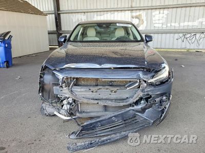 Piąte zdjęcie samochodu w środku: 2021 VOLVO S60 T5 MOMENTUM VIN:7JR102FK0MG094193 - miniatura