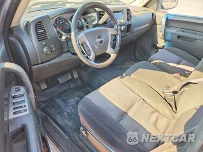 Zdjęcie 8 z 13 samochodu: 2011 GMC SIERRA K1500 SLE VIN:1GTR2VE31BZ372673 - miniatura