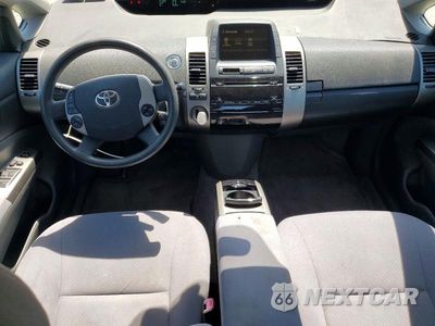 Zdjęcie 8 z 12 samochodu: 2007 TOYOTA PRIUS BASE VIN:JTDKB20U777628298 - miniatura