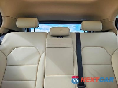 Zdjęcie 10 z 13 samochodu: 2020 MERCEDES-BENZ GLA 250 4MATIC VIN:WDCTG4GB3LJ681321 - miniatura
