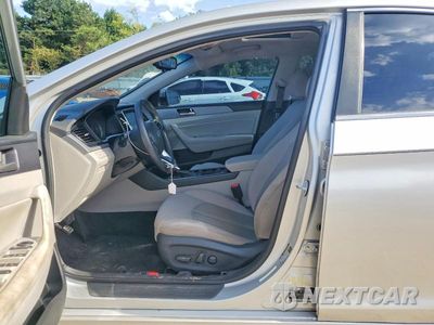 Zdjęcie 12 z 13 samochodu: 2019 HYUNDAI SONATA SEL VIN:5NPE34AF6KH734462 - miniatura