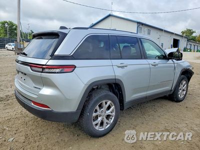 Trzecie zdjęcie samochodu z tyłu: 2022 JEEP GRAND CHEROKEE LIMITED VIN:1C4RJHBGXN8556273 - miniatura