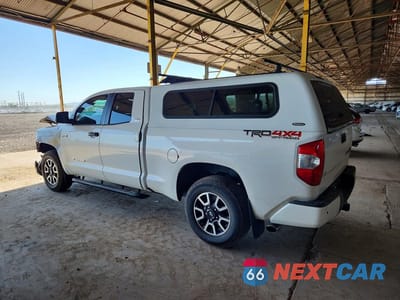 Drugie zdjęcie samochodu z przodu: 2017 TOYOTA TUNDRA SR5 VIN:5TFUW5F12HX673534 - miniatura