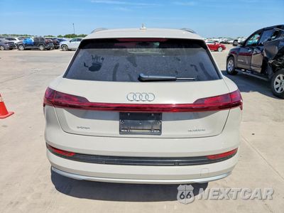 Zdjęcie 6 z 12 samochodu: 2022 AUDI E-TRON PREMIUM VIN:WA1AAAGEXNB023932 - miniatura