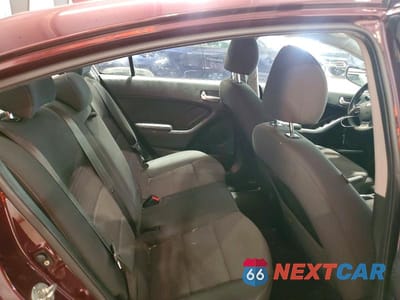 Zdjęcie 10 z 12 samochodu: 2018 KIA FORTE LX VIN:3KPFL4A77JE232642 - miniatura