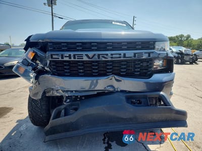 Piąte zdjęcie samochodu w środku: 2020 CHEVROLET SILVERADO K1500 CUSTOM VIN:1GCRYBEH4LZ212538 - miniatura