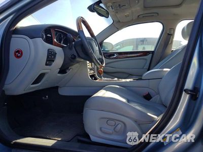 Zdjęcie 7 z 12 samochodu: 2004 JAGUAR XJ8 VIN:SAJWA71C84SG14480 - miniatura
