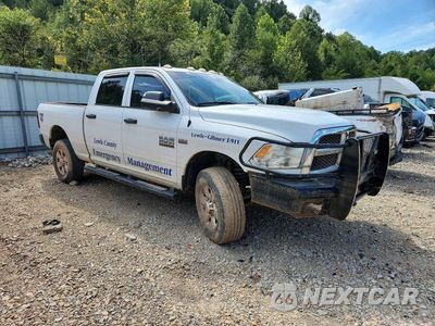 Czwarte zdjęcie samochodu z boku: 2014 RAM 2500 VIN:3C6UR5CJ1EG225451 - miniatura