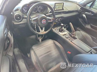 Zdjęcie 8 z 12 samochodu: 2017 FIAT 124 SPIDER CLASSICA VIN:JC1NFAEK4H0124091 - miniatura