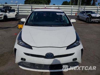 Piąte zdjęcie samochodu w środku: 2021 TOYOTA PRIUS LE VIN:JTDKAMFU2M3152258 - miniatura