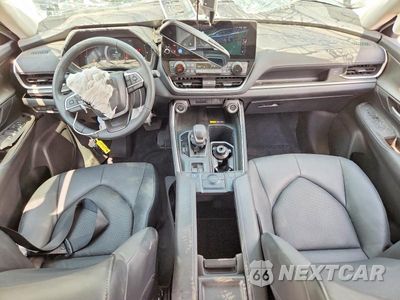 Zdjęcie 8 z 13 samochodu: 2025 TOYOTA GRAND HIGHLANDER XLE VIN:5TDAAAA58SS034799 - miniatura