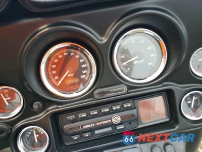 Zdjęcie 7 z 8 samochodu: 2003 HARLEY-DAVIDSON FLHTCUI VIN:1HD1FCW103Y607069 - miniatura