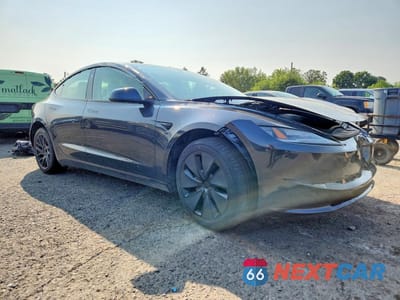 Czwarte zdjęcie samochodu z boku: 2025 TESLA MODEL 3 VIN:5YJ3E1EA7SF986234 - miniatura
