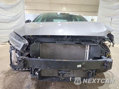 Piąte zdjęcie samochodu w środku: 2023 KIA FORTE GT VIN:3KPF44AC2PE534567 - miniatura