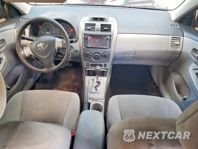 Zdjęcie 8 z 13 samochodu: 2013 TOYOTA COROLLA LE VIN:2T1BU4EE8DC998936 - miniatura