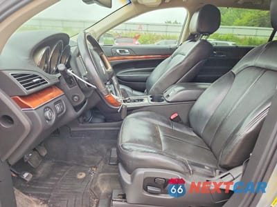 Zdjęcie 7 z 13 samochodu: 2012 LINCOLN MKT VIN:2LMHJ5AT9CBL54379 - miniatura