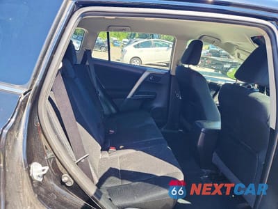 Zdjęcie 10 z 12 samochodu: 2018 TOYOTA RAV4 LE VIN:2T3BFREV2JW820433 - miniatura