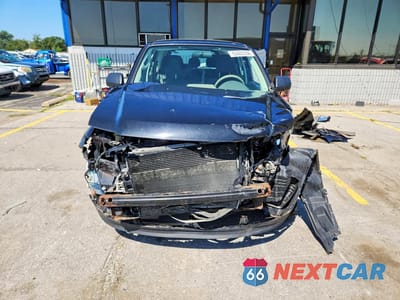 Piąte zdjęcie samochodu w środku: 2011 FORD ESCAPE XLS VIN:1FMCU0C76BKB33374 - miniatura