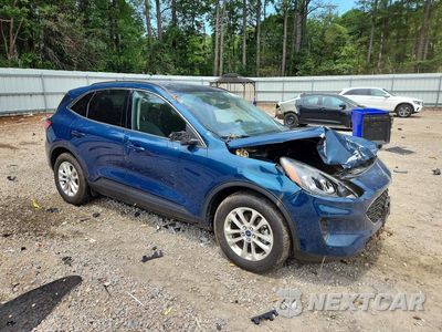 Czwarte zdjęcie samochodu z boku: 2020 FORD ESCAPE SE VIN:1FMCU0G69LUB56607 - miniatura