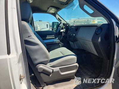 Zdjęcie 11 z 14 samochodu: 2013 FORD F450 SUPER DUTY VIN:1FDUF4GY2DEB10927 - miniatura