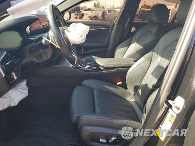 Zdjęcie 7 z 12 samochodu: 2023 BMW 530 I VIN:WBA53BH04PCL22840 - miniatura