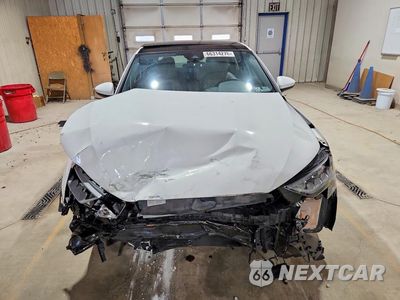 Piąte zdjęcie samochodu w środku: 2022 AUDI A3 PREMIUM VIN:WAUAUDGY7NA046421 - miniatura