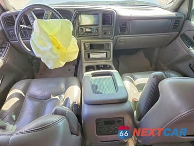 Zdjęcie 8 z 14 samochodu: 2005 GMC YUKON VIN:1GKEC13T25R225293 - miniatura